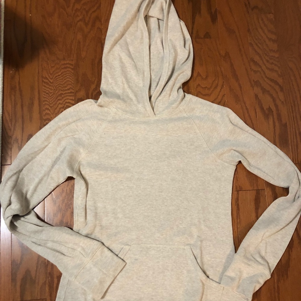 Hooded Thermal Lady Foot Locker Shirt